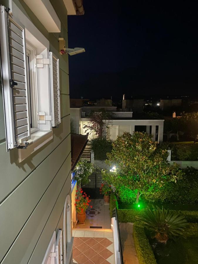 Dimitris Corinthian Villa 沃拉哈蒂 外观 照片