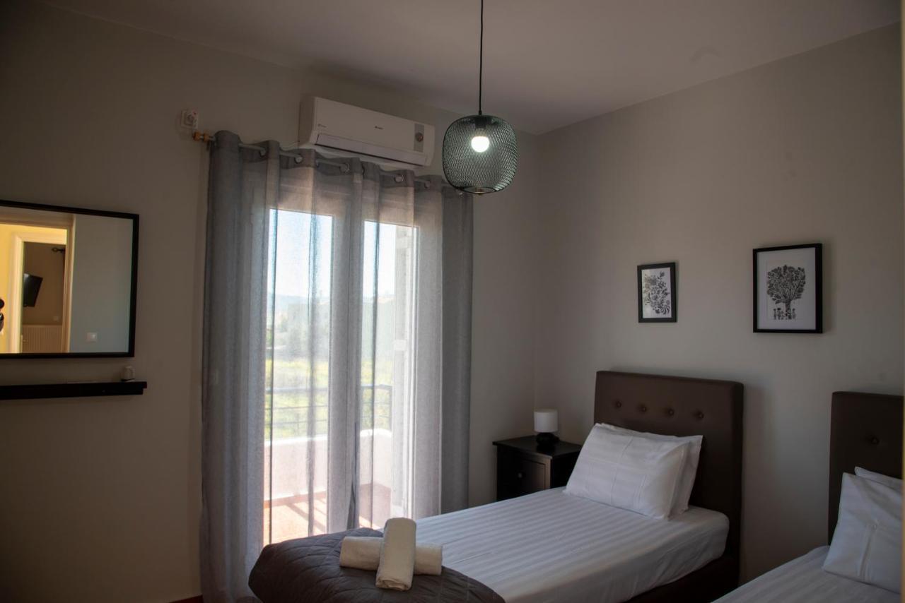 Dimitris Corinthian Villa 沃拉哈蒂 外观 照片